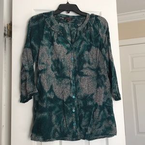 Flowy business casual blouse